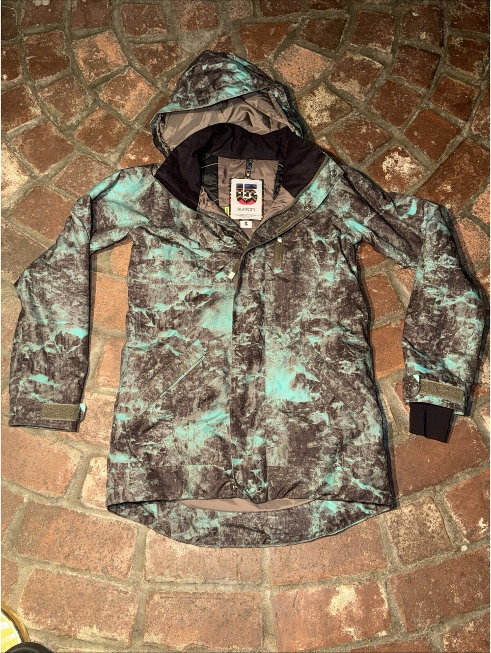 Burton Eclipse Jacket Women’s With Pant Attachment Still On